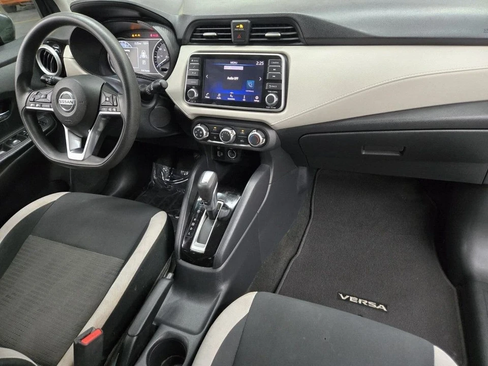 2021 Nissan Versa - Image 13 of 19