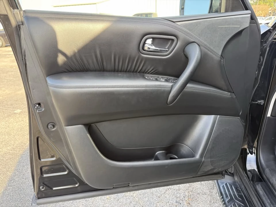 2021 Nissan Armada - Image 9 of 16