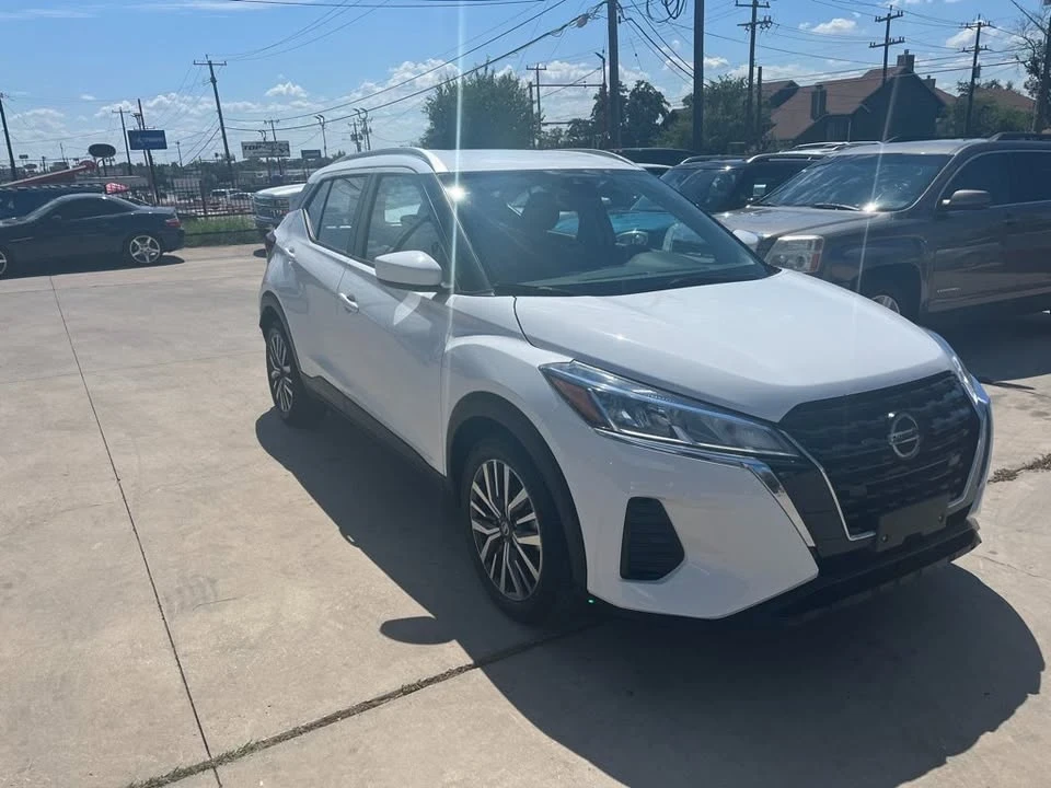 2021 Nissan Kicks - Image 4 of 18
