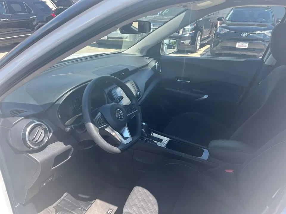 2021 Nissan Kicks - Image 10 of 18