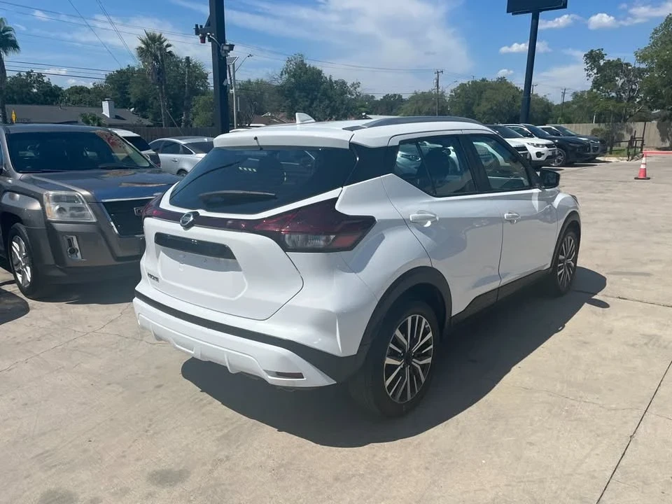 2021 Nissan Kicks - Image 6 of 18
