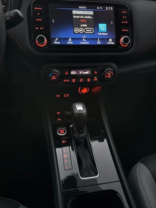 2021 Nissan Kicks - Image 9 of 10