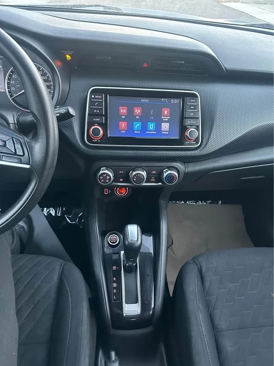 2021 Nissan Kicks - Image 9 of 11