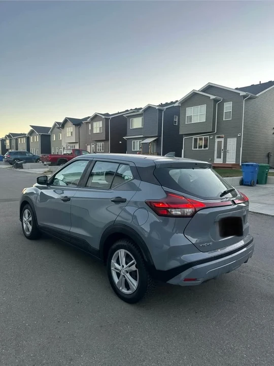 2021 Nissan Kicks - Image 4 of 10
