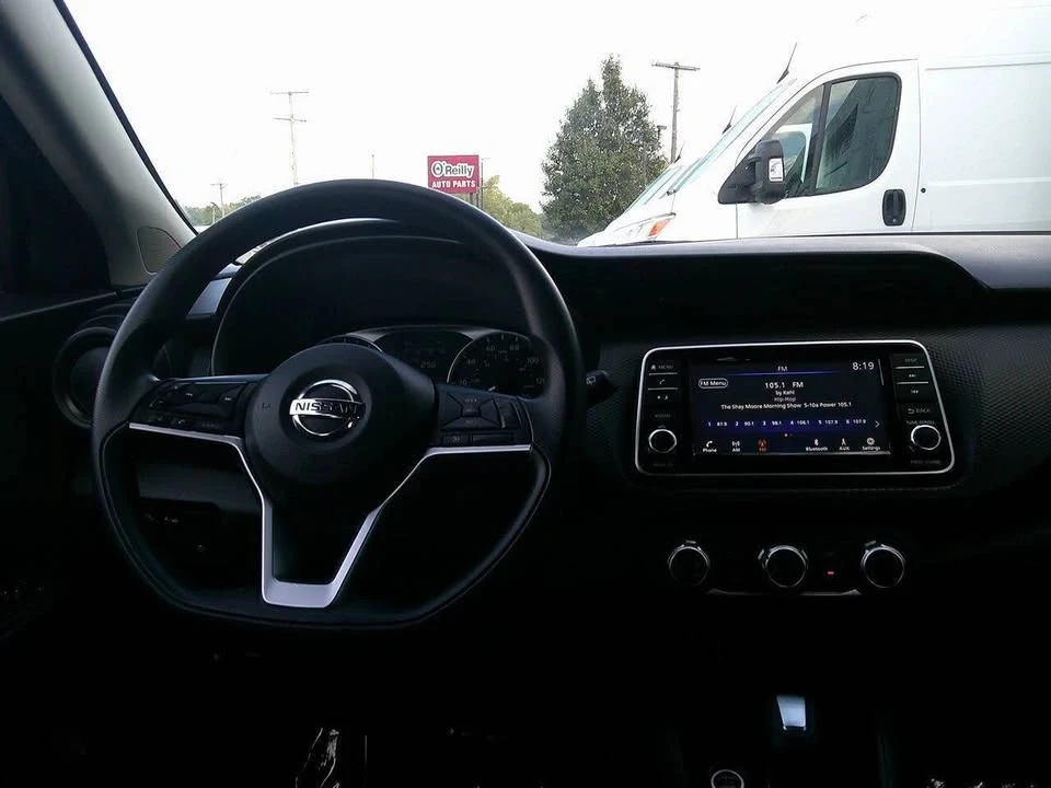 2021 Nissan Kicks - Image 17 of 19