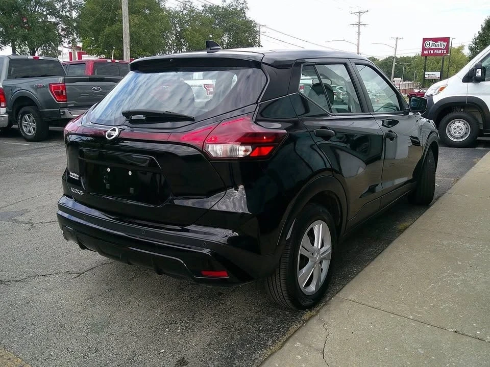 2021 Nissan Kicks - Image 5 of 19