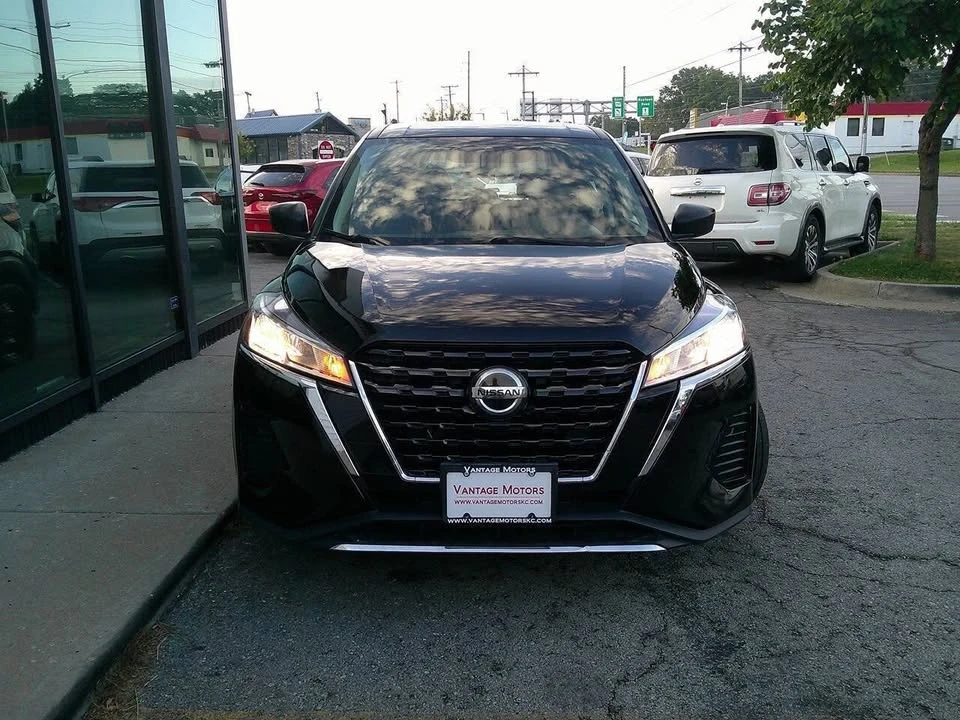 2021 Nissan Kicks - Image 3 of 19