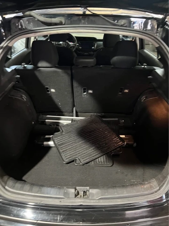 2021 Nissan Kicks - Image 12 of 14