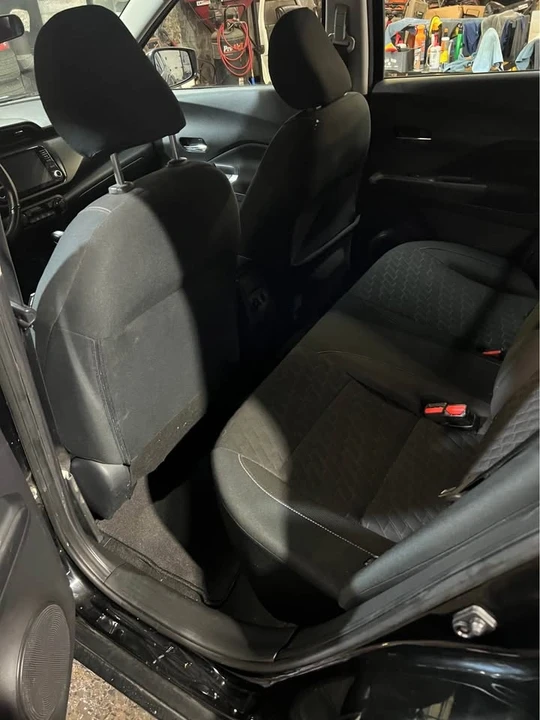 2021 Nissan Kicks - Image 11 of 14