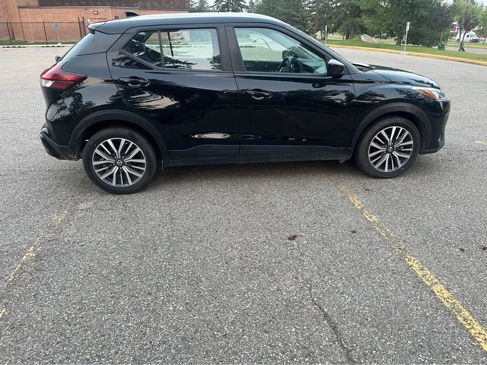 2021 Nissan Kicks - Image 6 of 13