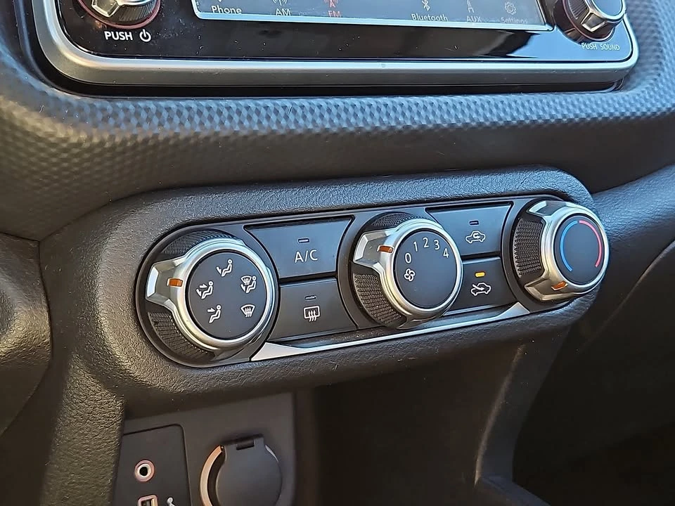 2021 Nissan Kicks - Image 14 of 19