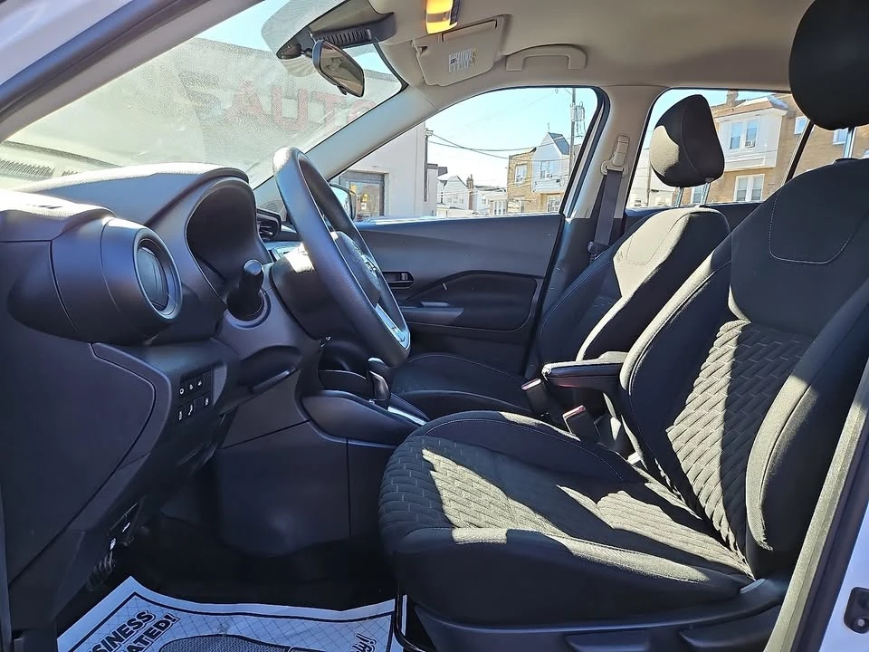 2021 Nissan Kicks - Image 12 of 19