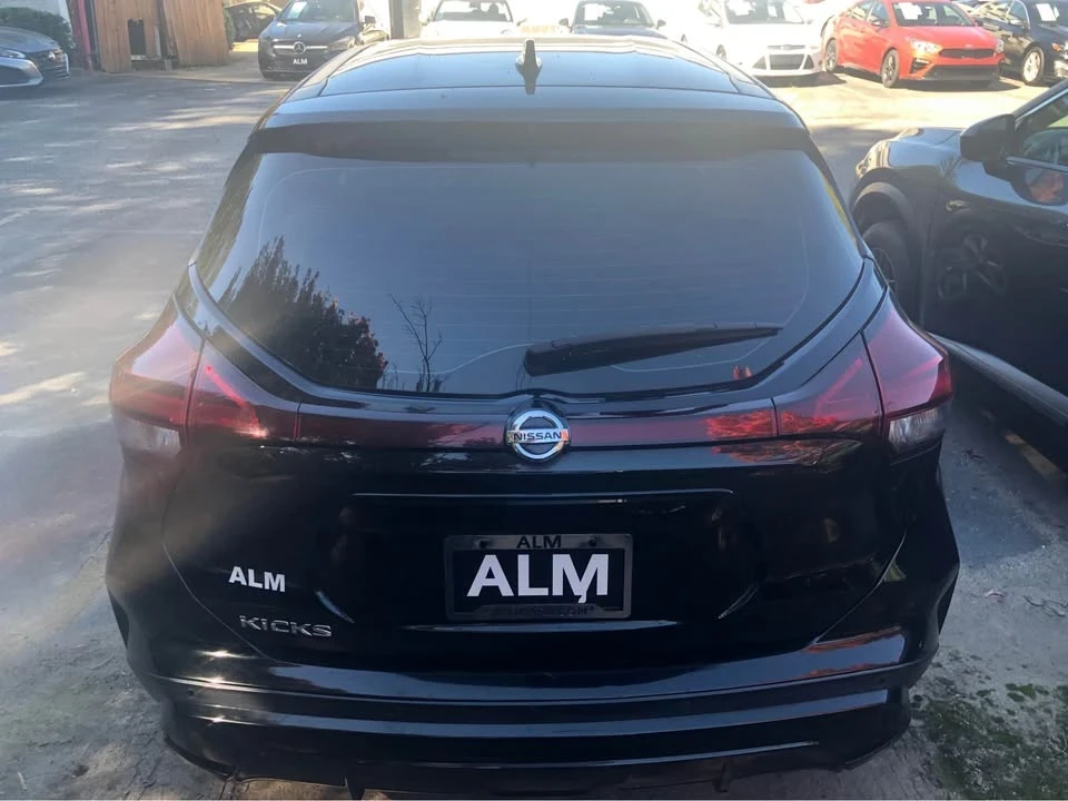 2021 Nissan Kicks - Image 4 of 14
