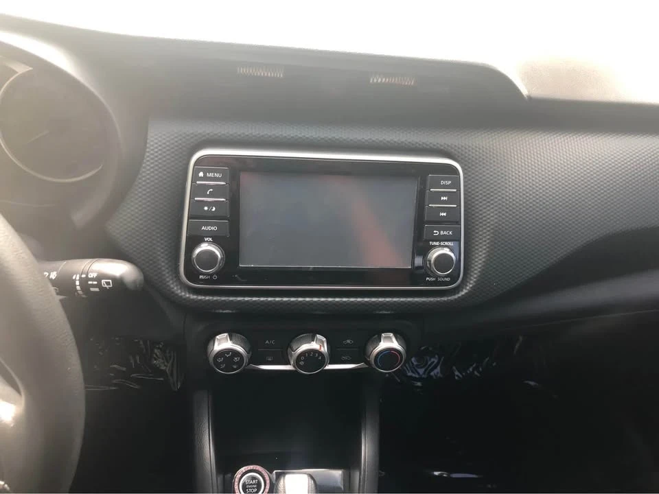 2021 Nissan Kicks - Image 7 of 14