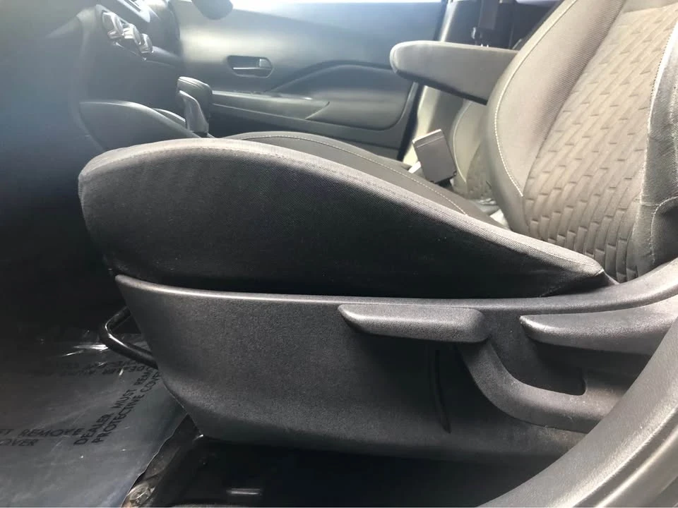 2021 Nissan Kicks - Image 8 of 14