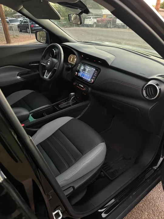 2021 Nissan Kicks - Image 10 of 13