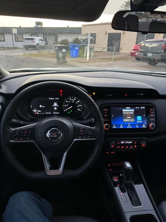 2021 Nissan Kicks - Image 12 of 13