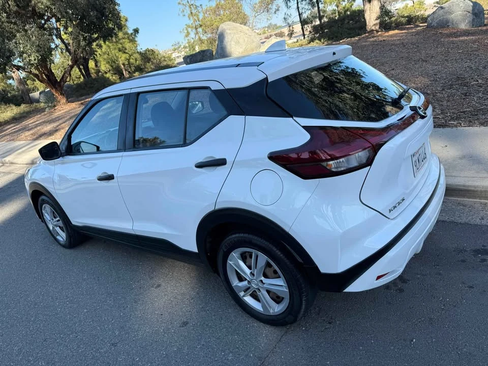 2021 Nissan Kicks - Image 4 of 7