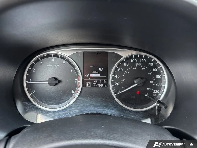 2021 Nissan Kicks - Image 13 of 20