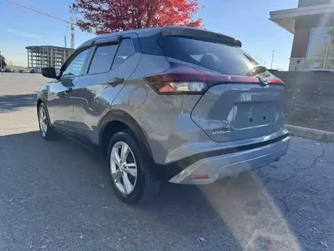 2021 Nissan Kicks - Image 4 of 8