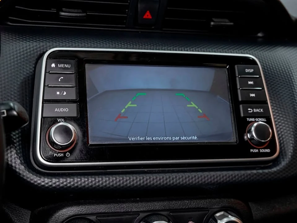 2021 Nissan Kicks - Image 18 of 20