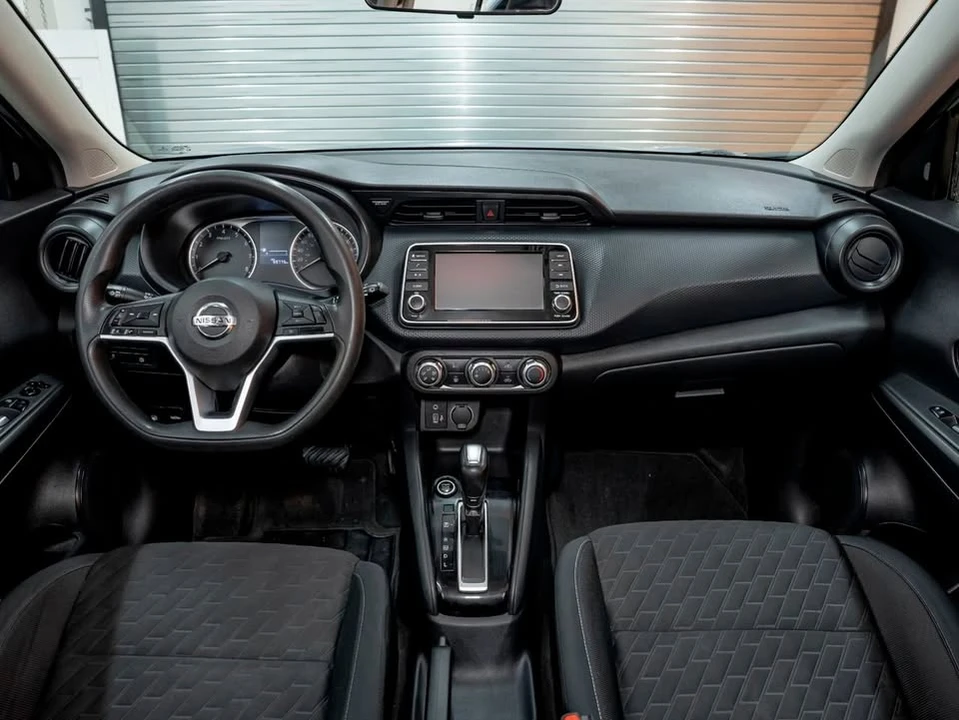 2021 Nissan Kicks - Image 12 of 20