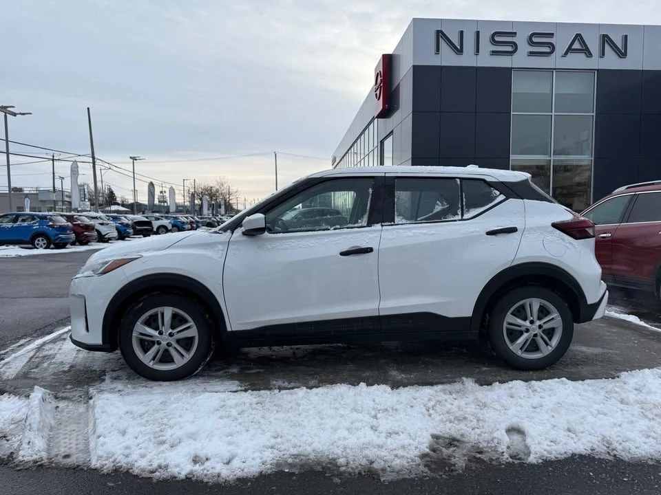 2021 Nissan Kicks - Image 2 of 4