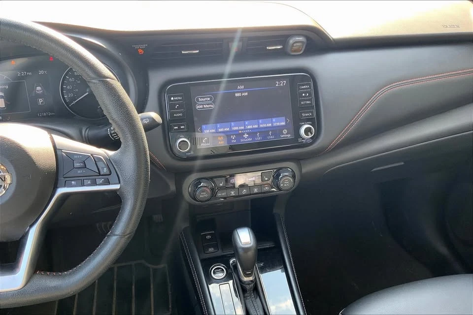 2021 Nissan Kicks - Image 16 of 20