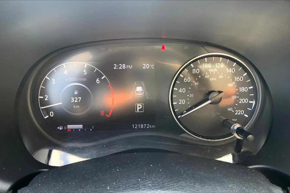 2021 Nissan Kicks - Image 14 of 20