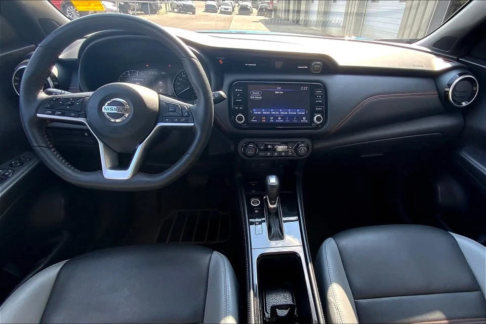 2021 Nissan Kicks - Image 15 of 20