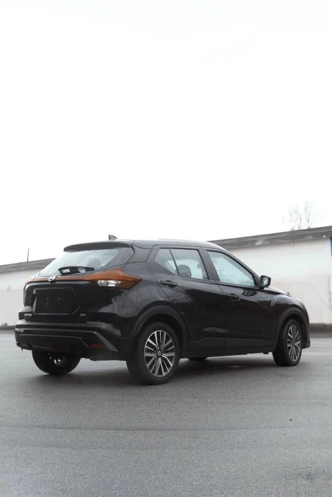 2021 Nissan Kicks - Image 6 of 11