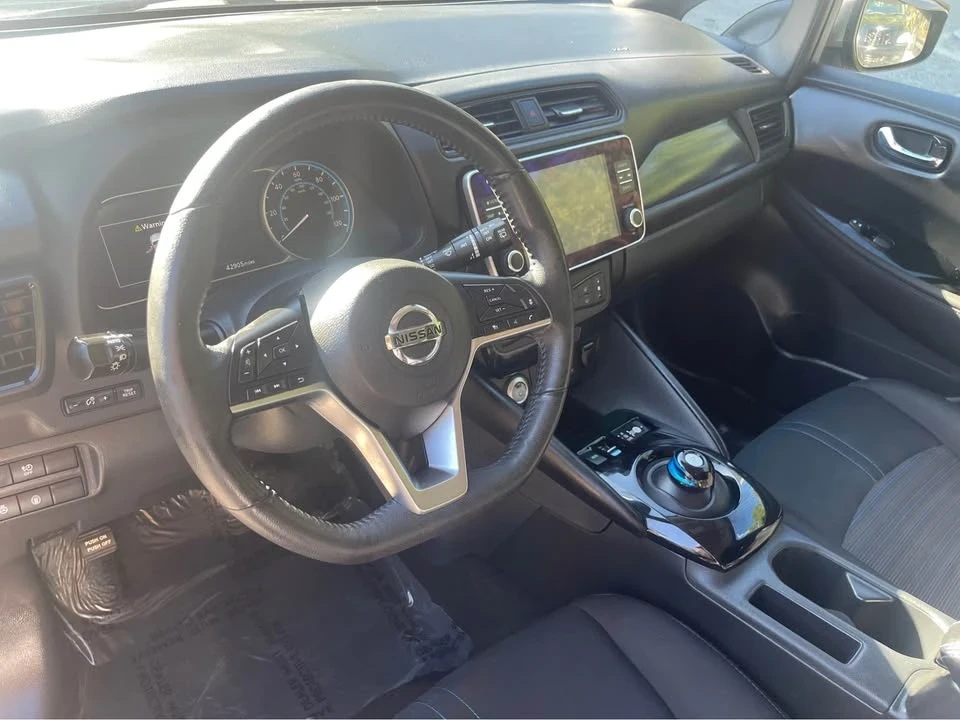 2021 Nissan Leaf - Image 8 of 10