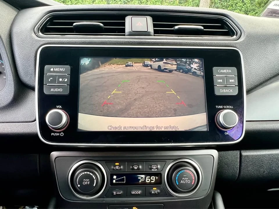 2021 Nissan Leaf - Image 10 of 20