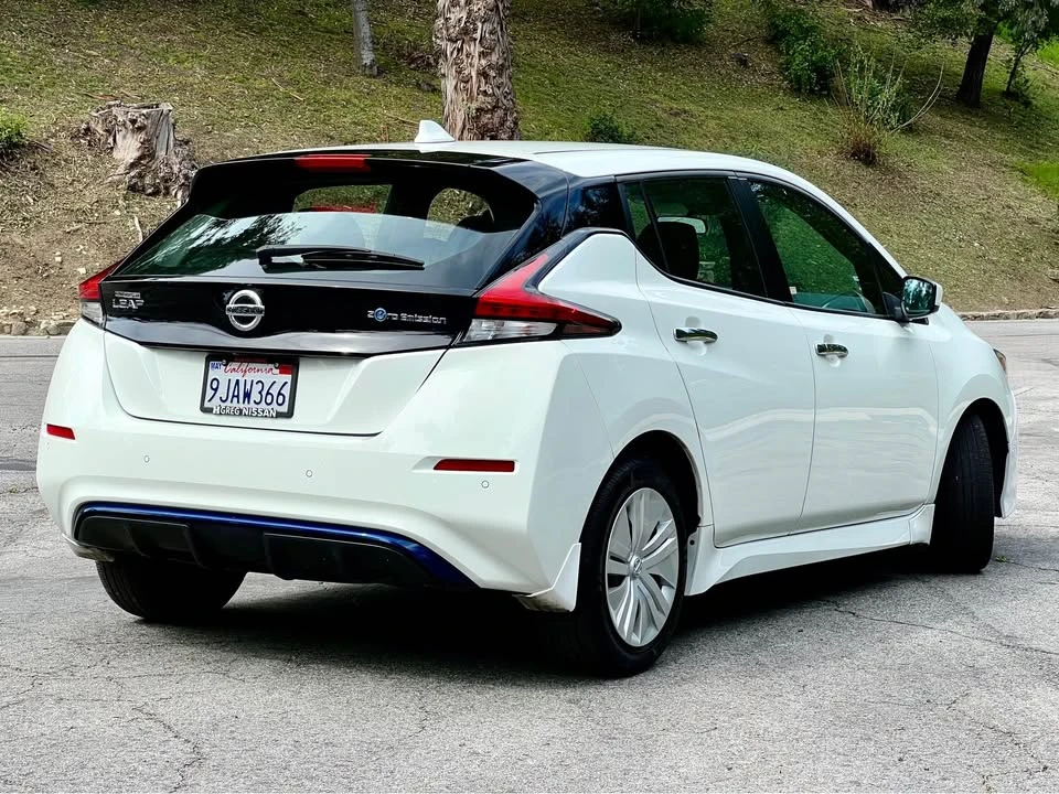2021 Nissan Leaf - Image 6 of 20
