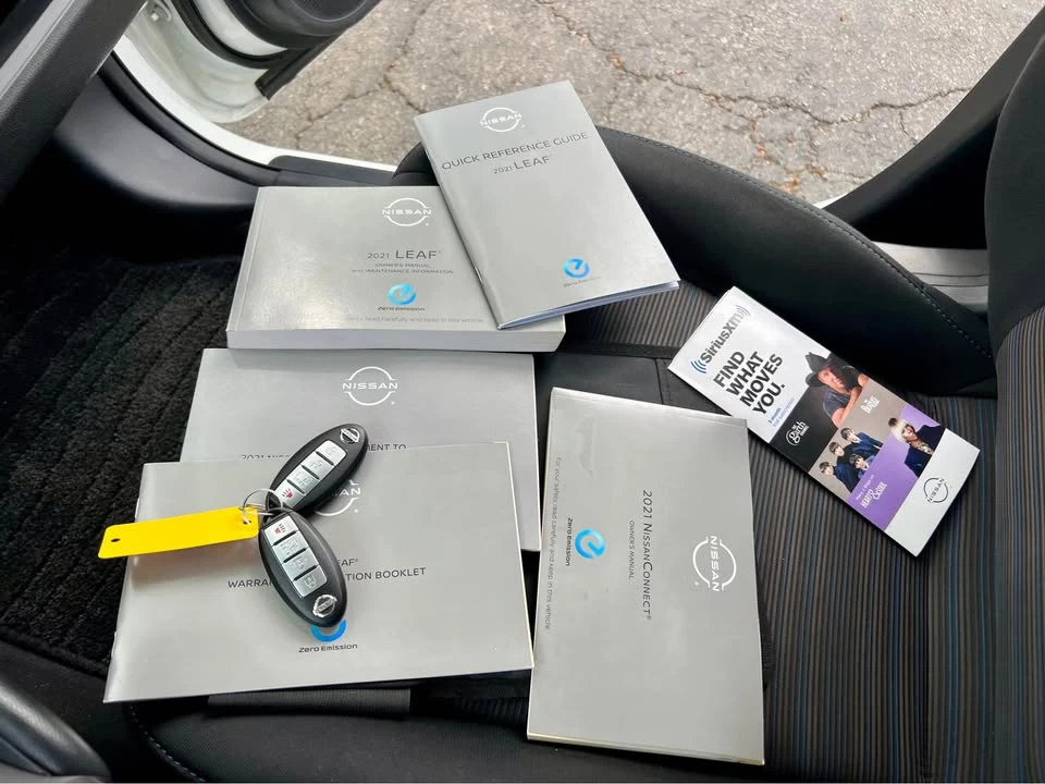 2021 Nissan Leaf - Image 11 of 20