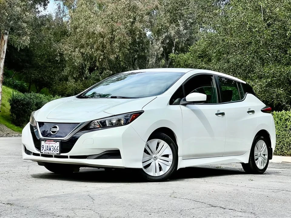 2021 Nissan Leaf - Image 16 of 20