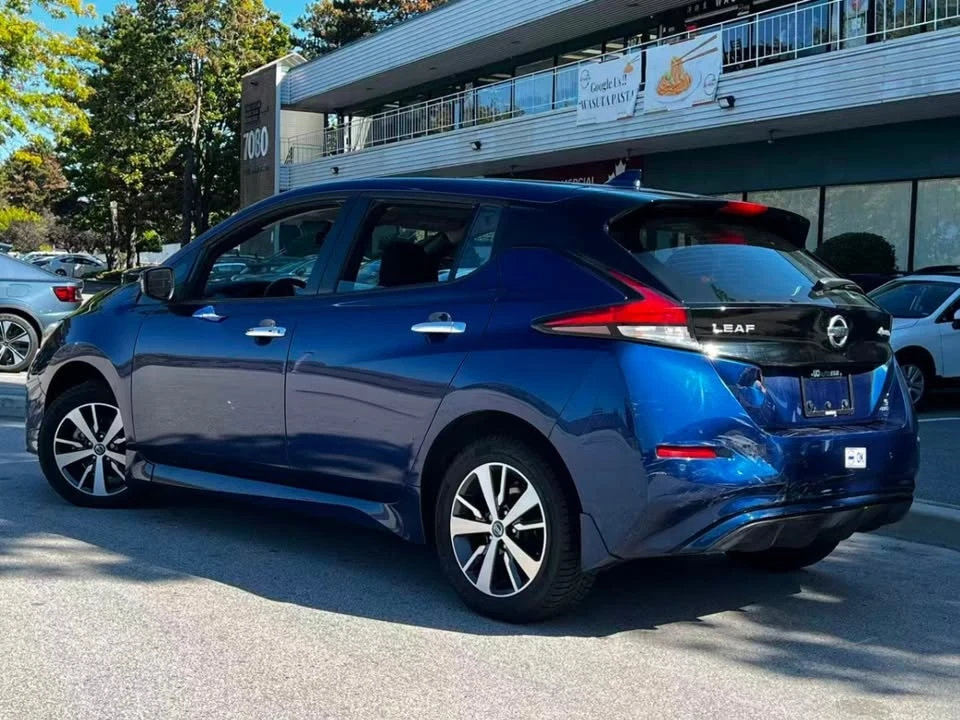 2021 Nissan Leaf - Image 7 of 20