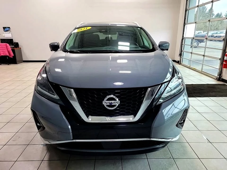 2021 Nissan Murano 3rd Gen - Image 2 of 12