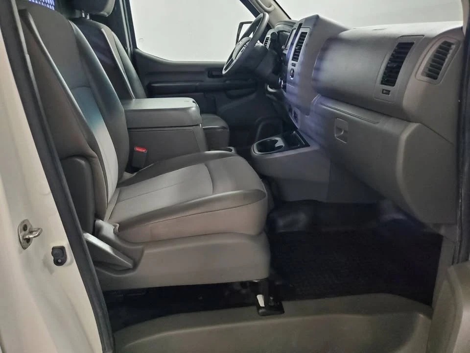2021 Nissan NV - Image 13 of 19