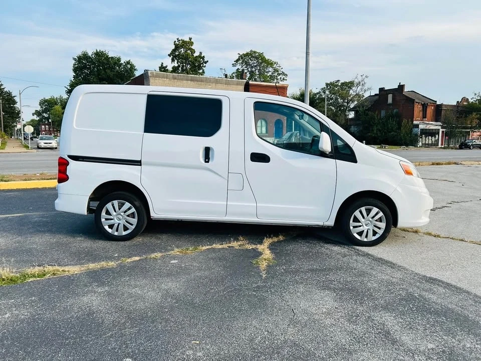 2021 Nissan NV - Image 6 of 15