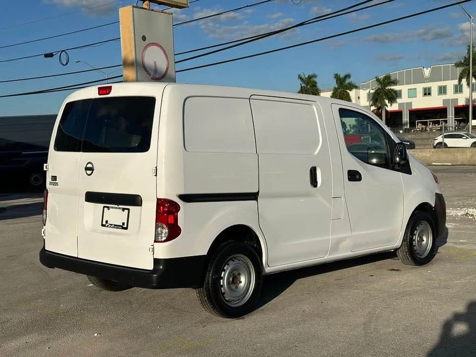 2021 Nissan NV - Image 5 of 7