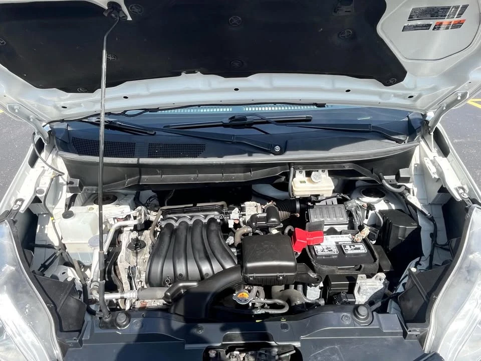2021 Nissan NV - Image 17 of 19