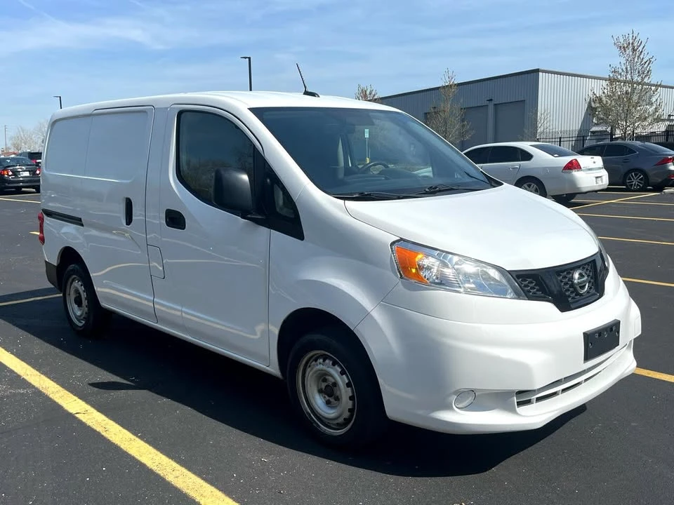2021 Nissan NV - Image 7 of 19