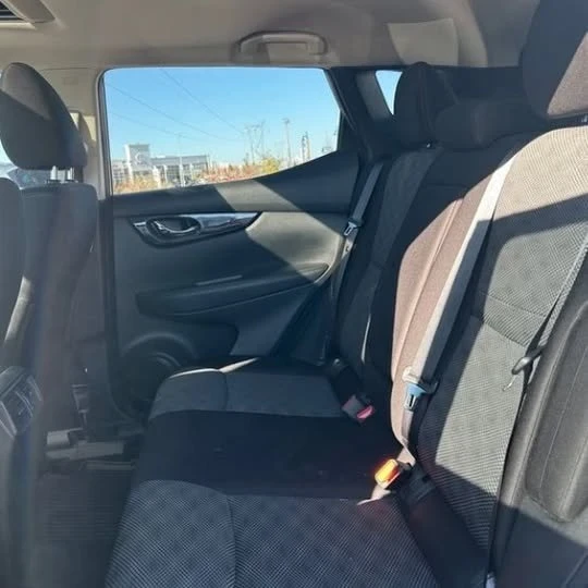 2021 Nissan Rogue - Image 7 of 7