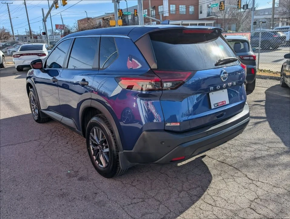 2021 Nissan Rogue - Image 6 of 17