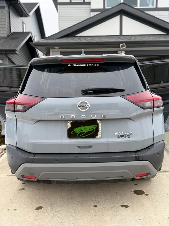 2021 Nissan Rogue - Image 17 of 17