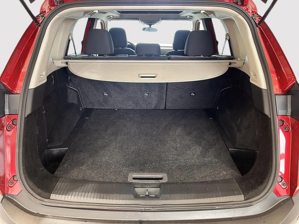 2021 Nissan Rogue - Image 6 of 10