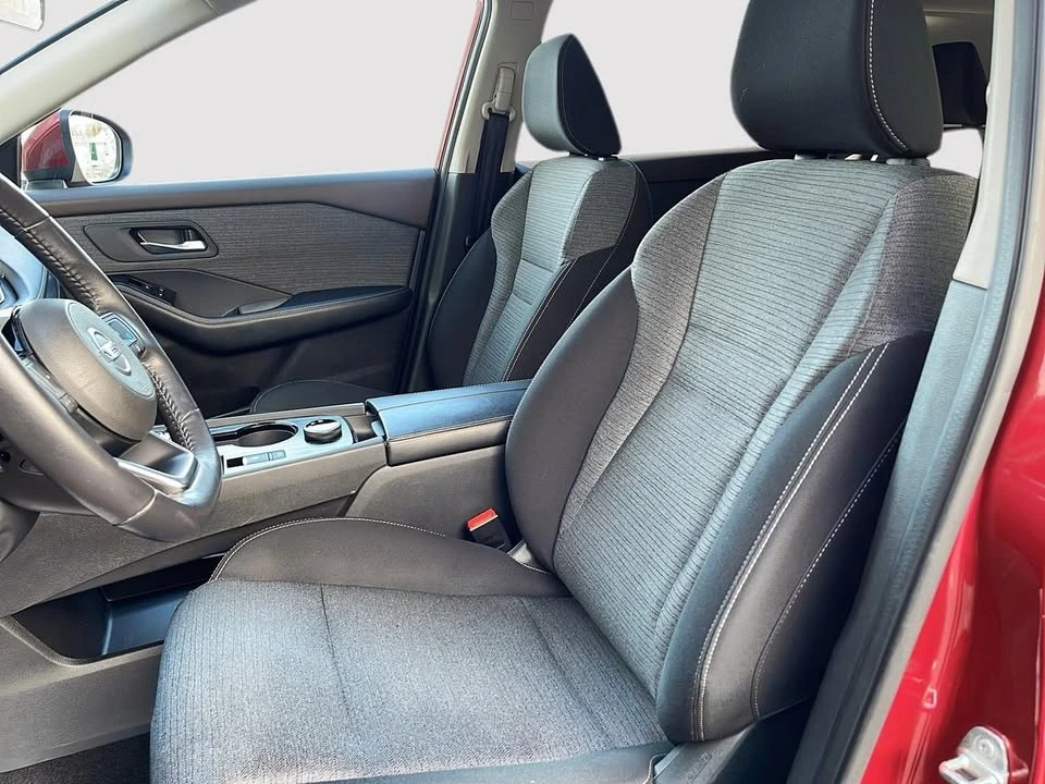 2021 Nissan Rogue - Image 9 of 10