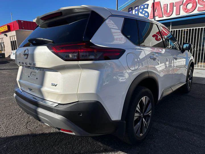 2021 Nissan Rogue - Image 4 of 16
