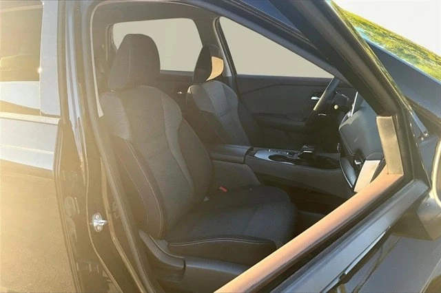 2021 Nissan Rogue - Image 7 of 20